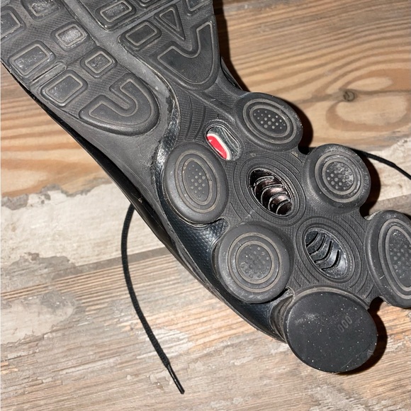 Men's Nike Shox Deliver Triple Black - Picture 7 of 7